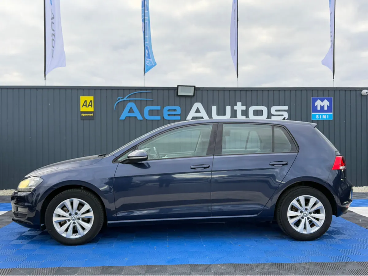 Volkswagen Golf HIGHLINE - 1.4 PETROL - AUTO - 12M - Image 4