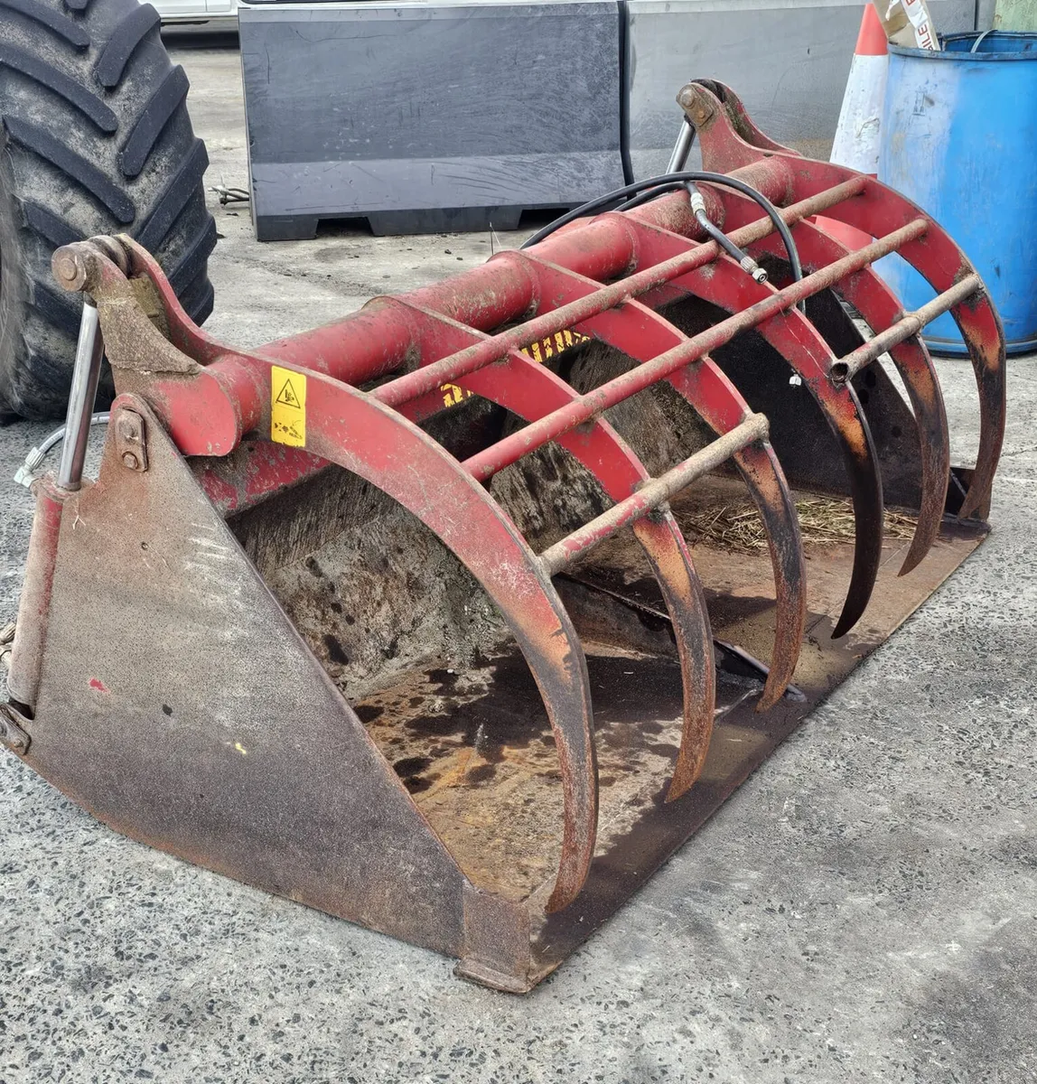 Strautman Bucket Grab - €2,000 - No VAT - Image 1