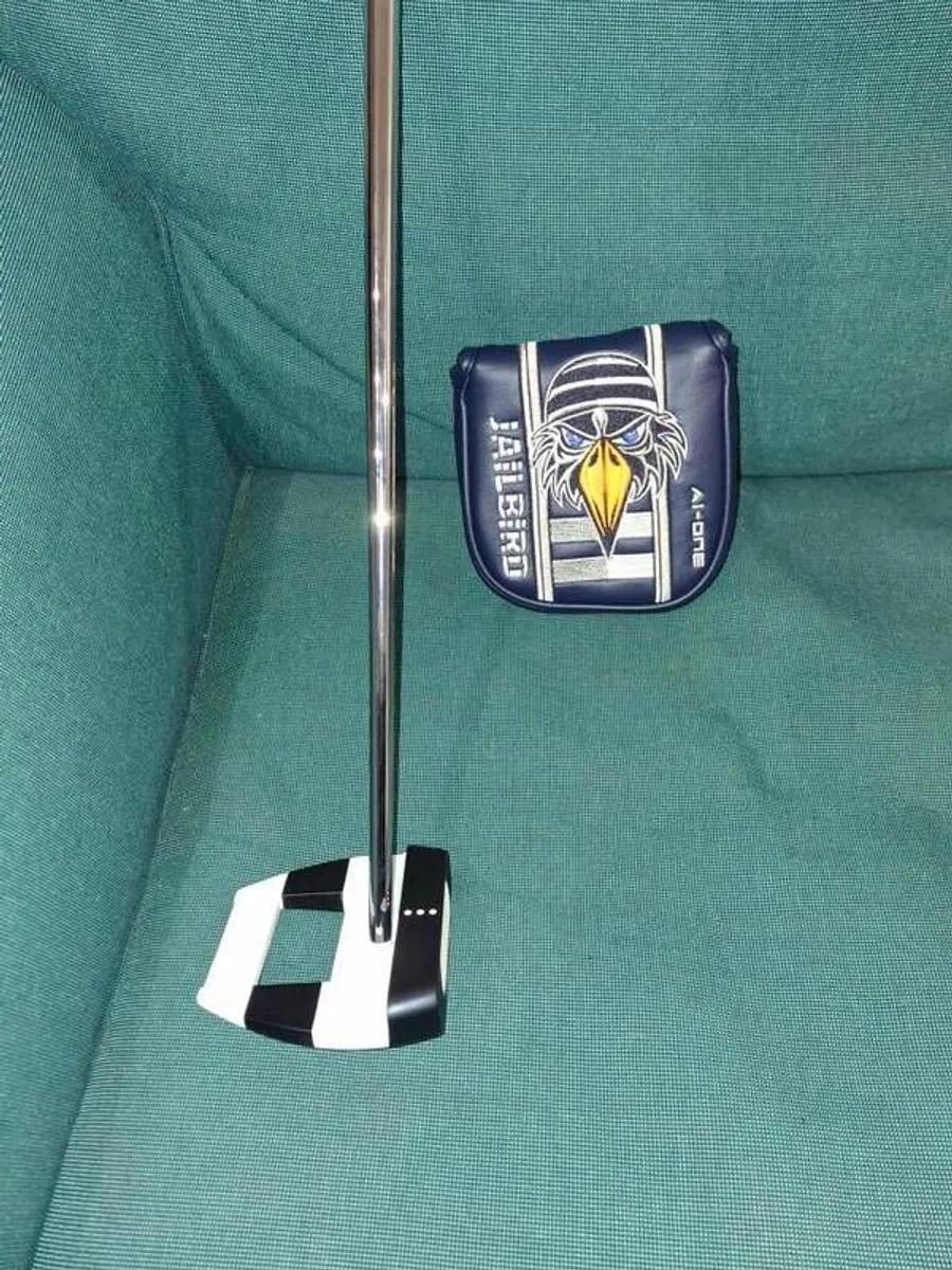 Odyssey putter. - Image 1