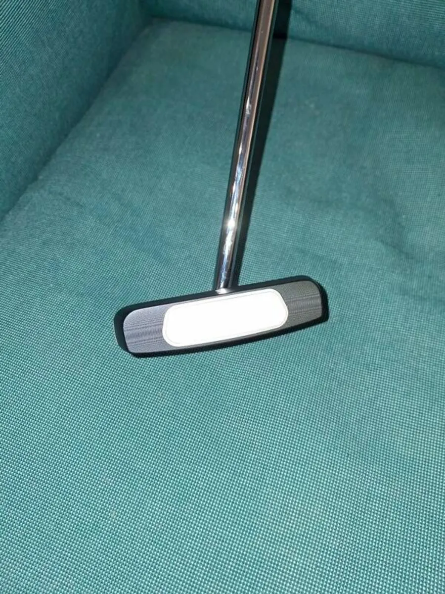 Odyssey putter. - Image 3