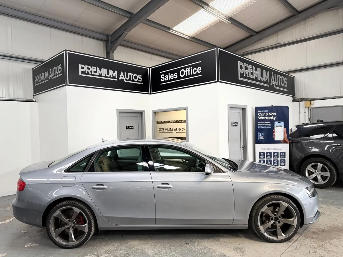 Audi A4 2015. 2.0TDI  TECHNIK. 174BHP - Image 2