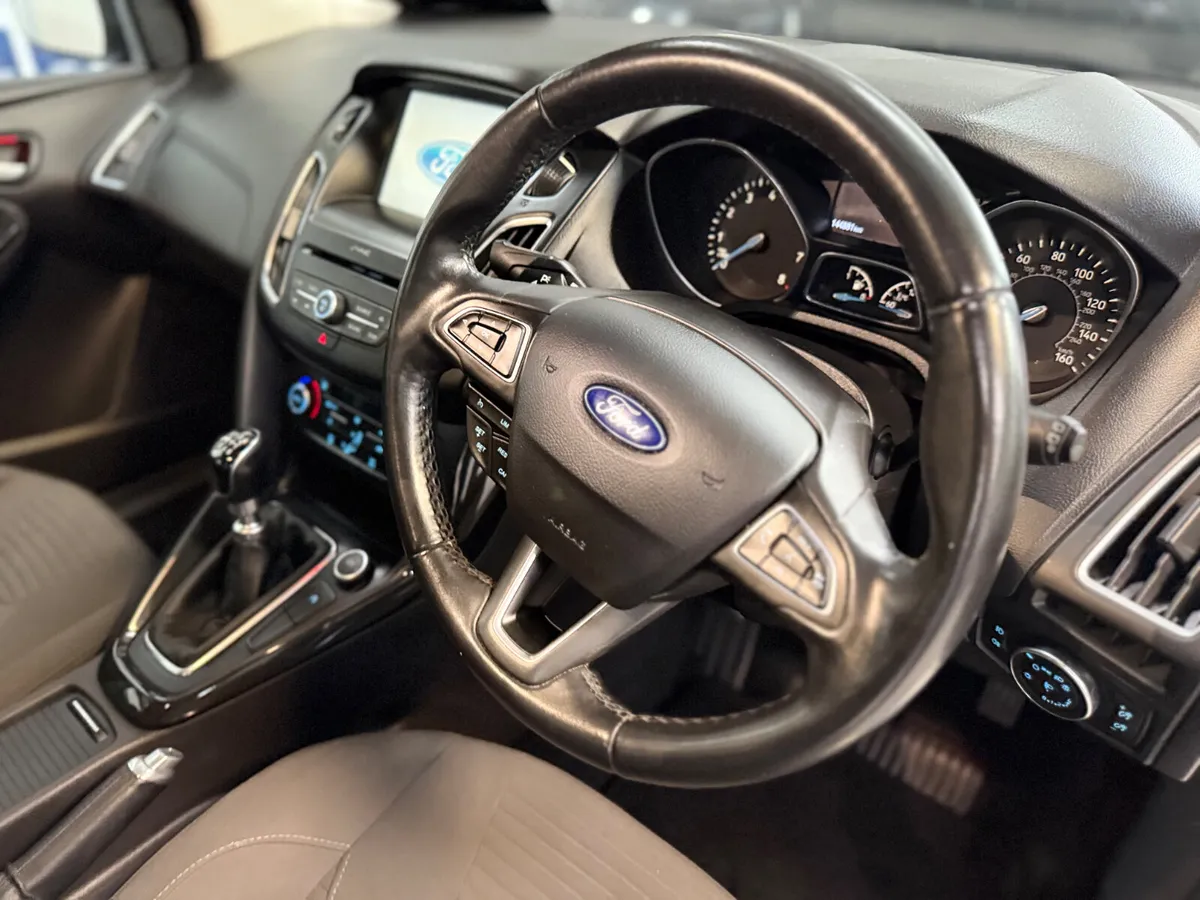 Ford Focus 2016 1.0 ZETEC - Image 3