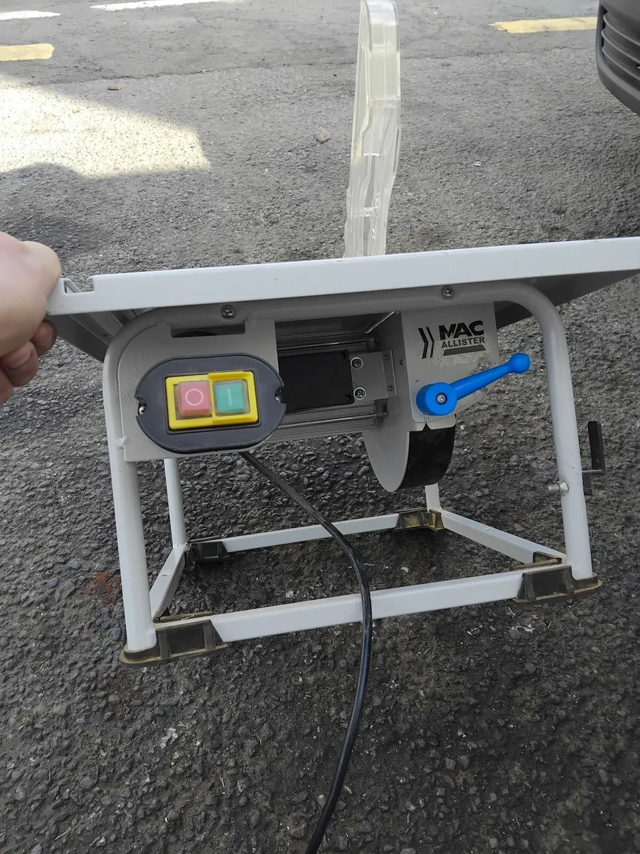 Mac allister table saw like new working 💯 - Image 3
