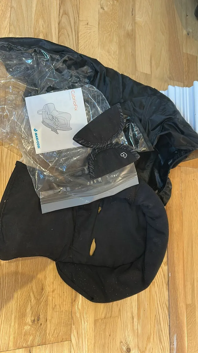 Car seat - Image 2