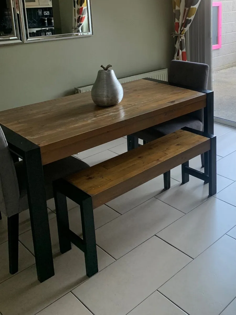 Dinning table