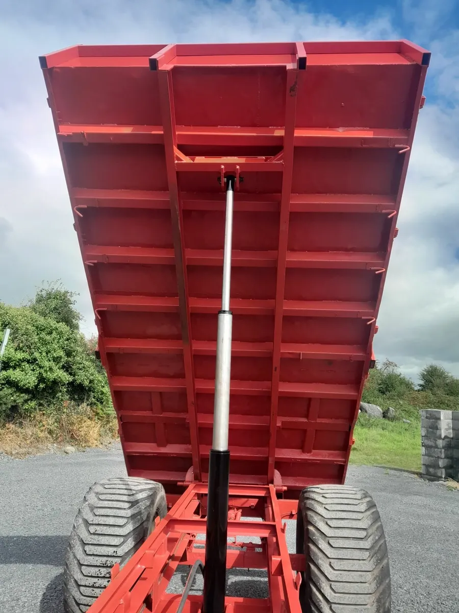 Tipping Trailer - Image 2