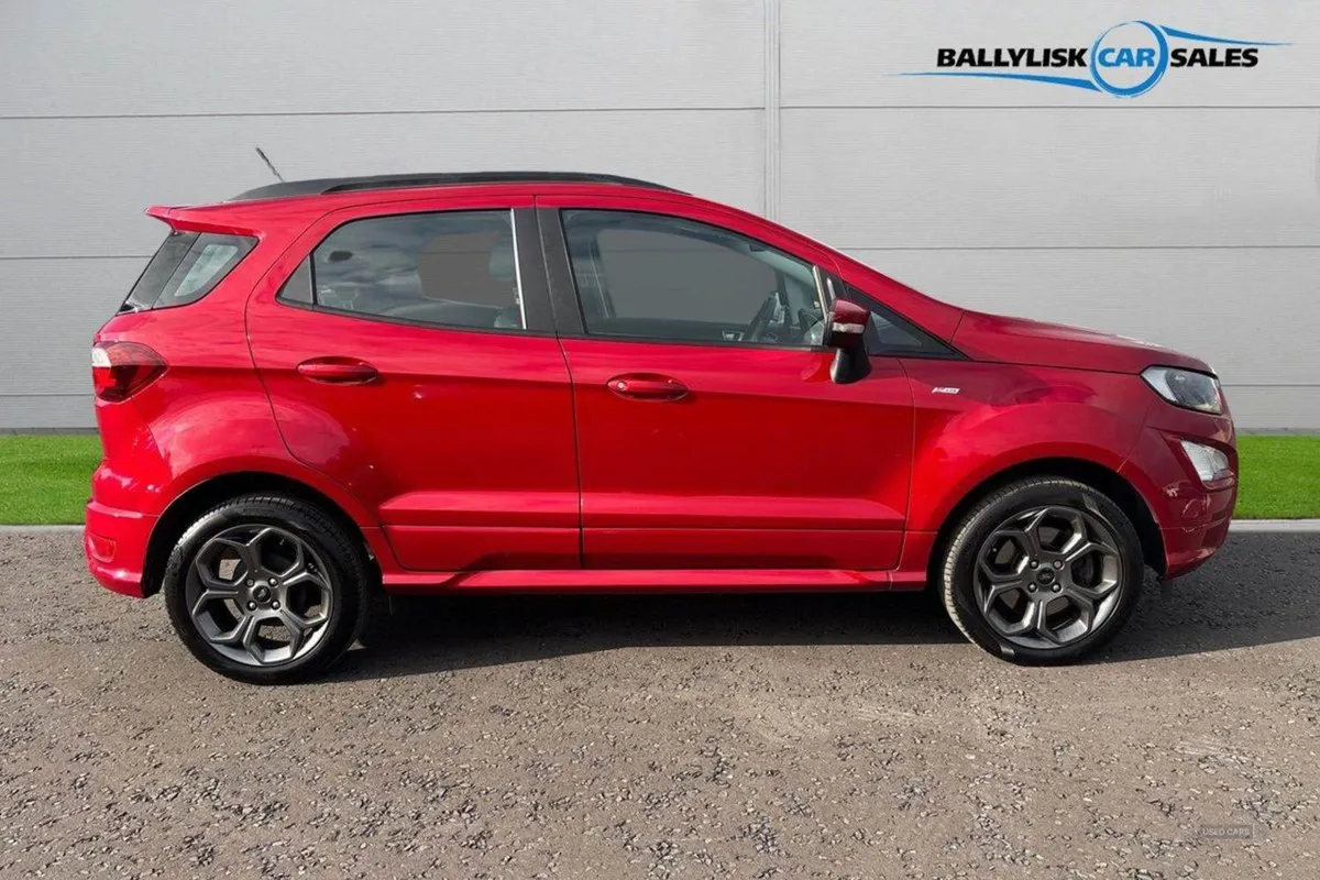 Ford EcoSport 1.0t 125PS St-line in Fantastic Red - Image 3