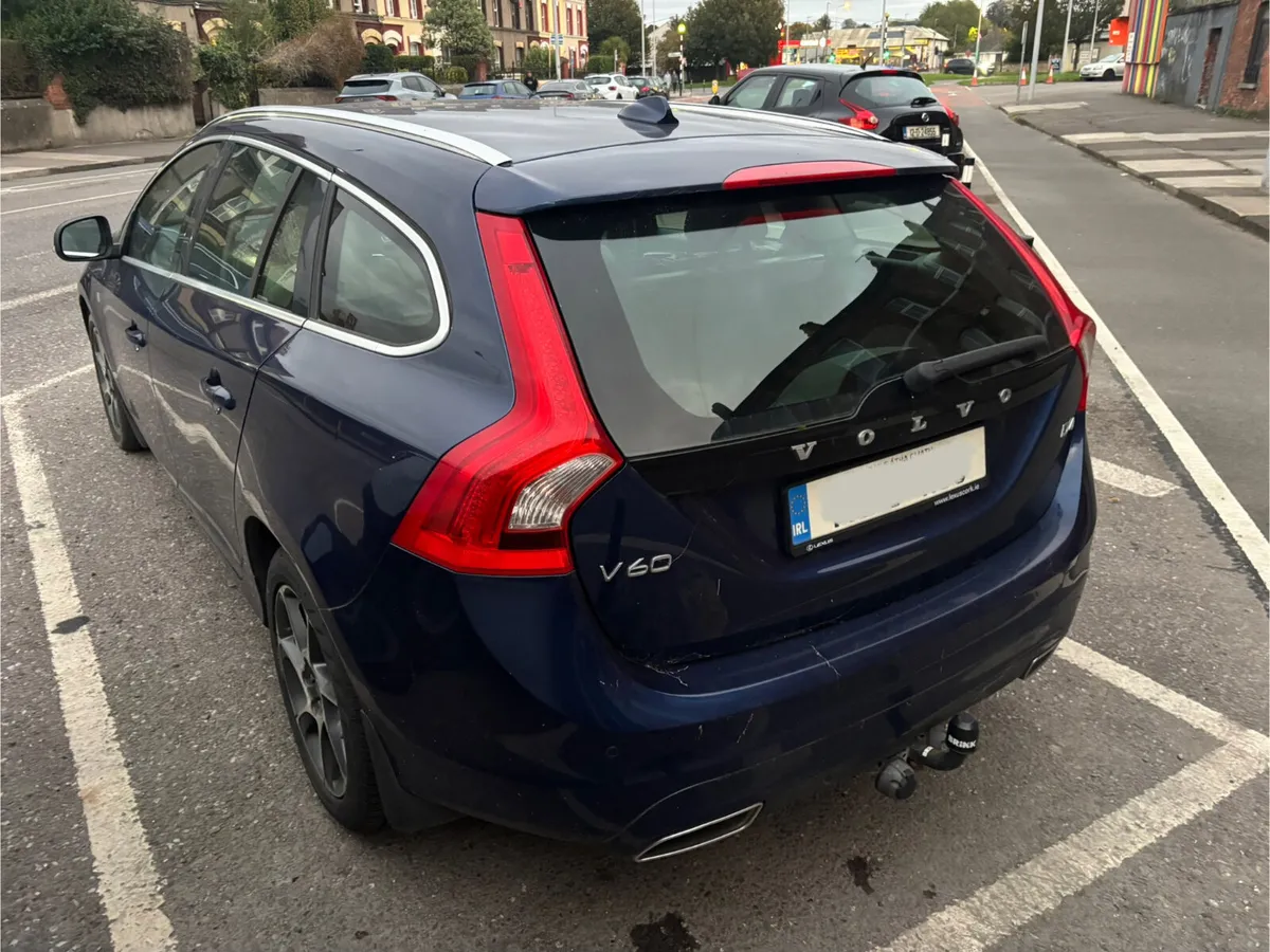 Volvo V60 2014 D4 Auto Low Mileage New NCT - Image 4