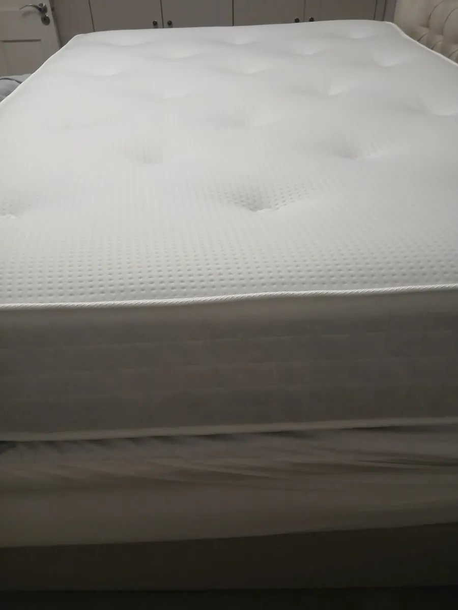 Mattress - Image 3