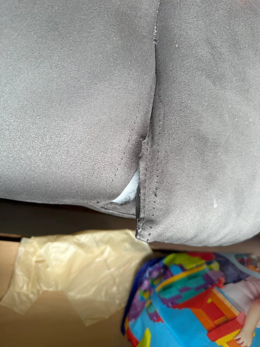 Couch - Image 3