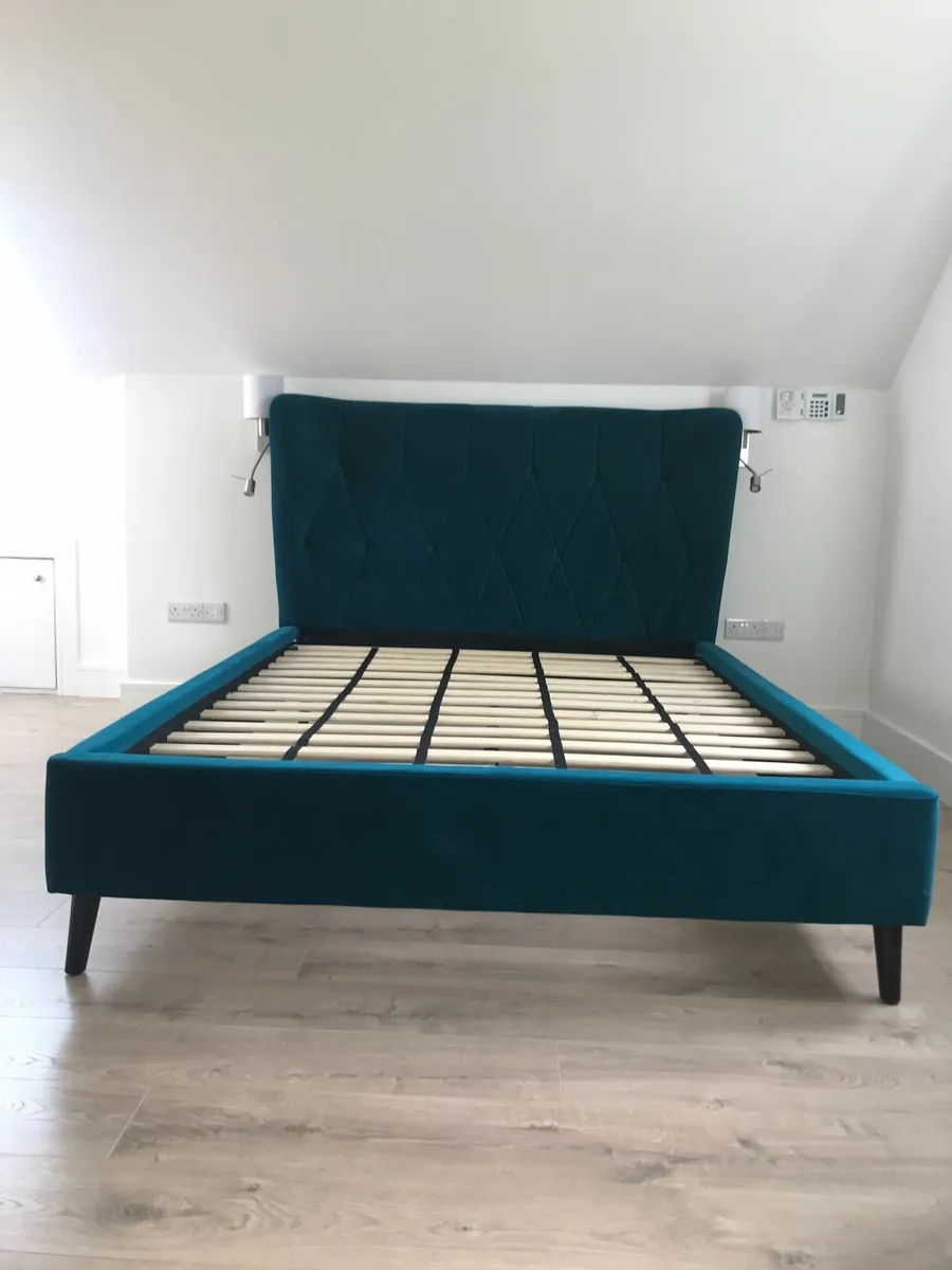 King Bed for sale as new - Image 2
