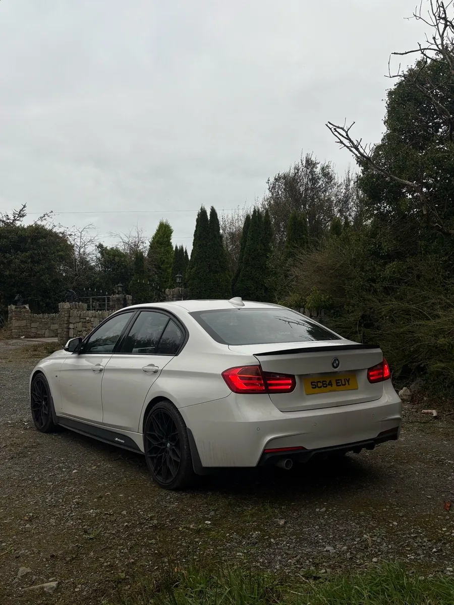 318d F30 M-Sport - Image 3