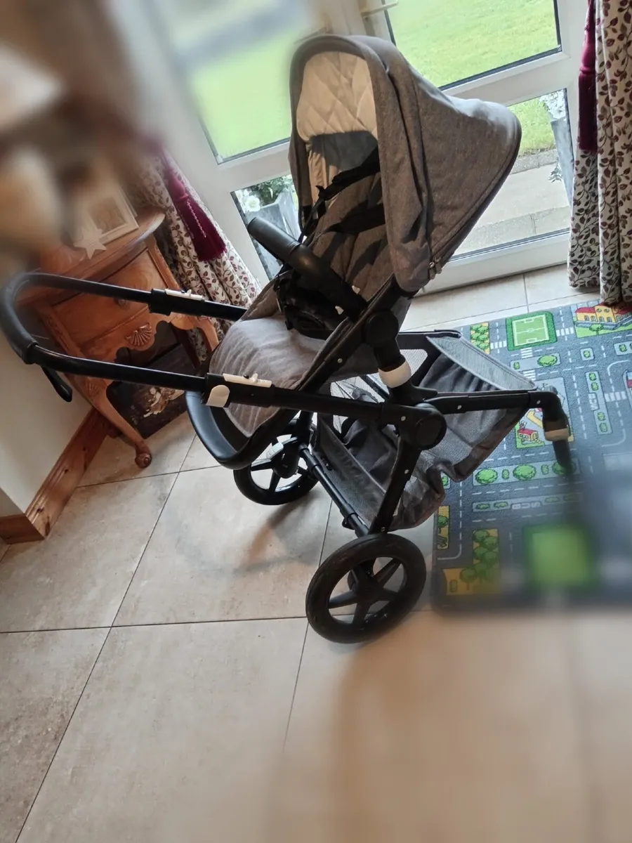 Pram - Image 1