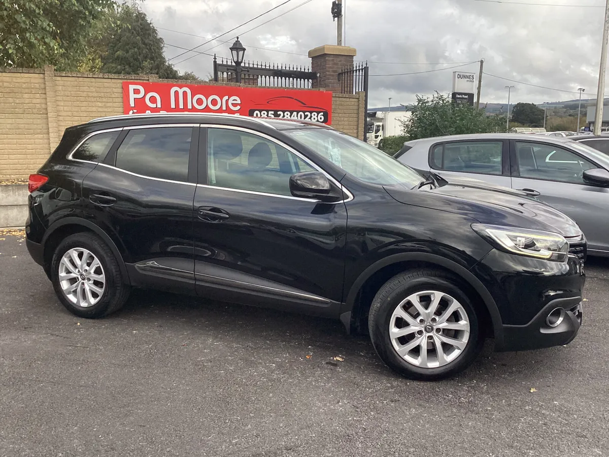 Renault Kadjar ** SAT NAV - Image 3