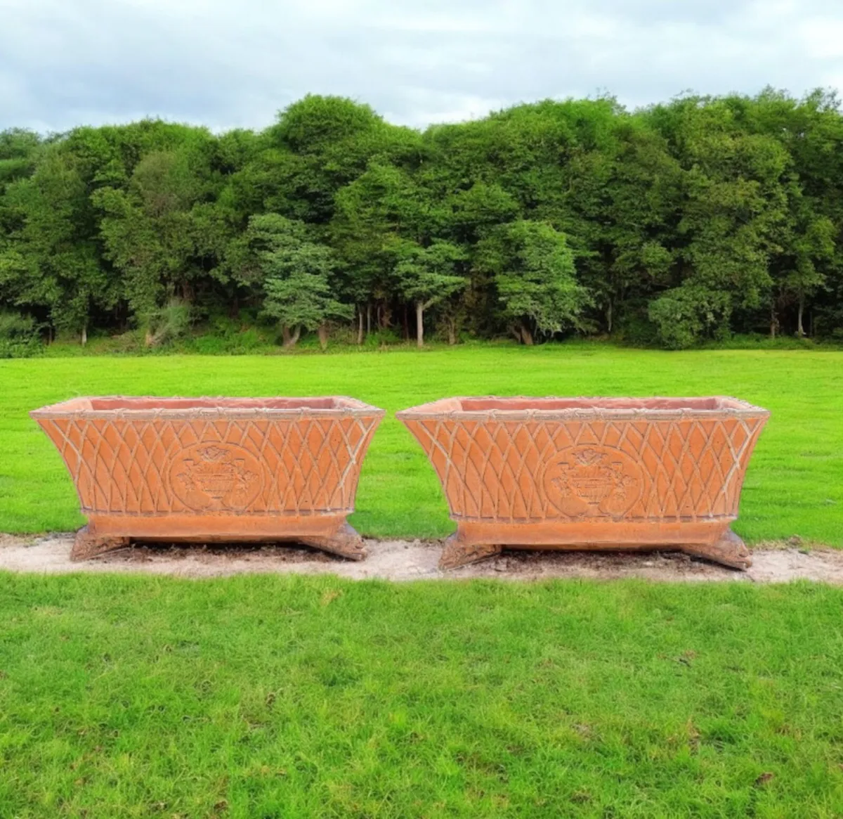 TERRACOTTA PLANTERS - Image 1