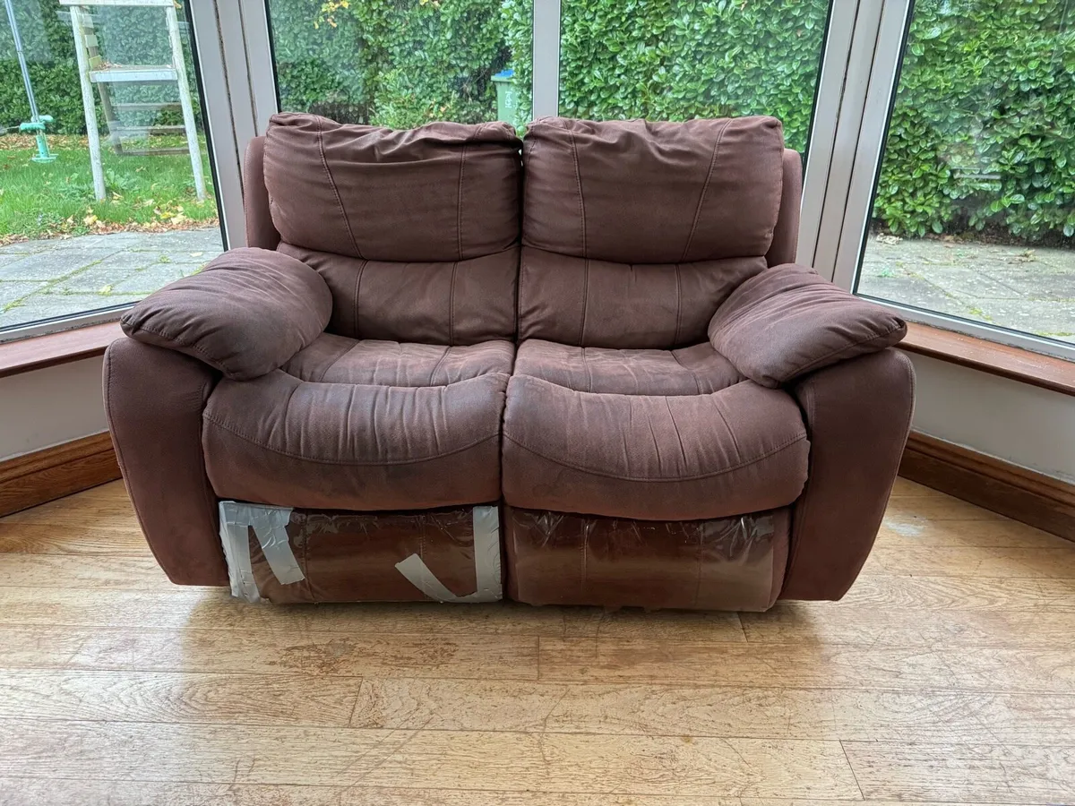 Reclining Couch 2 Seat - Image 1
