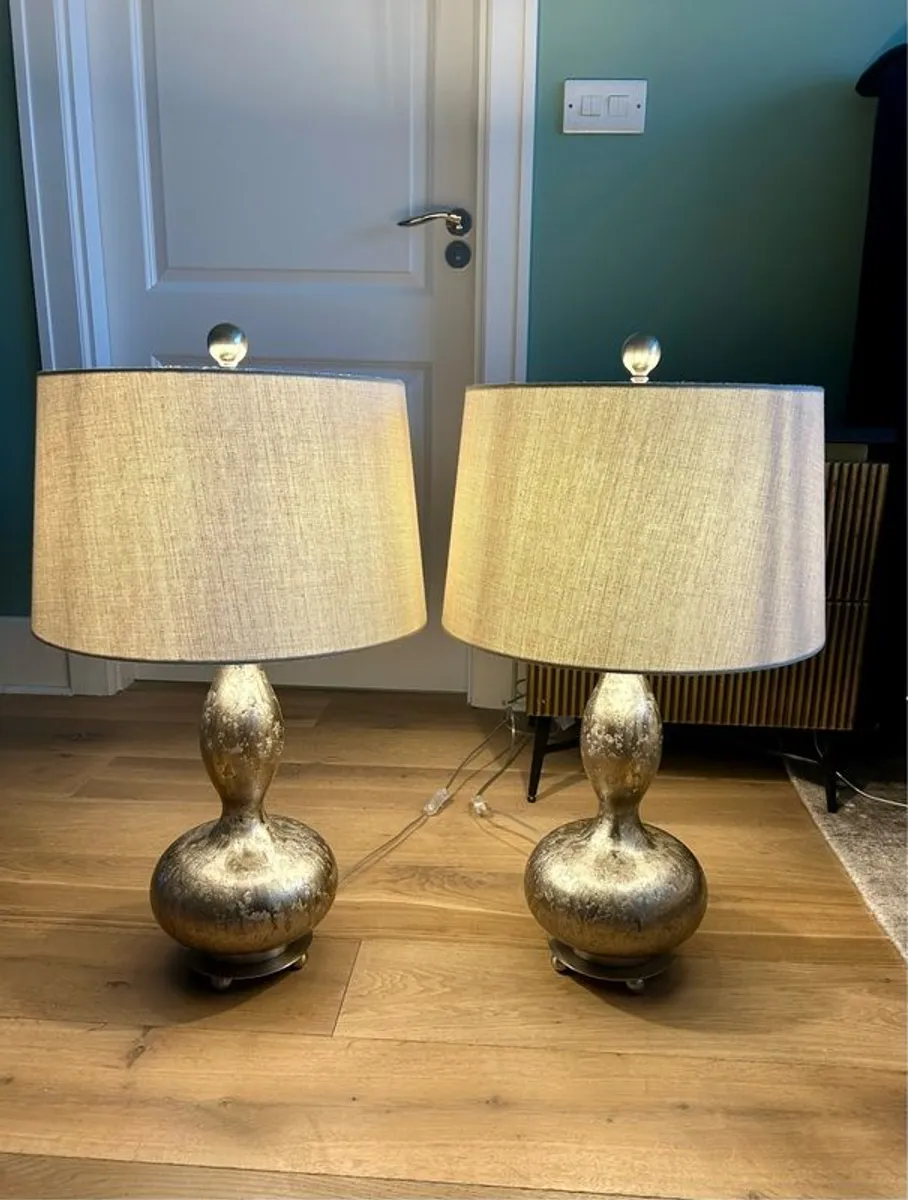 Beautiful Matching Table Lamps (Pair) - Image 3