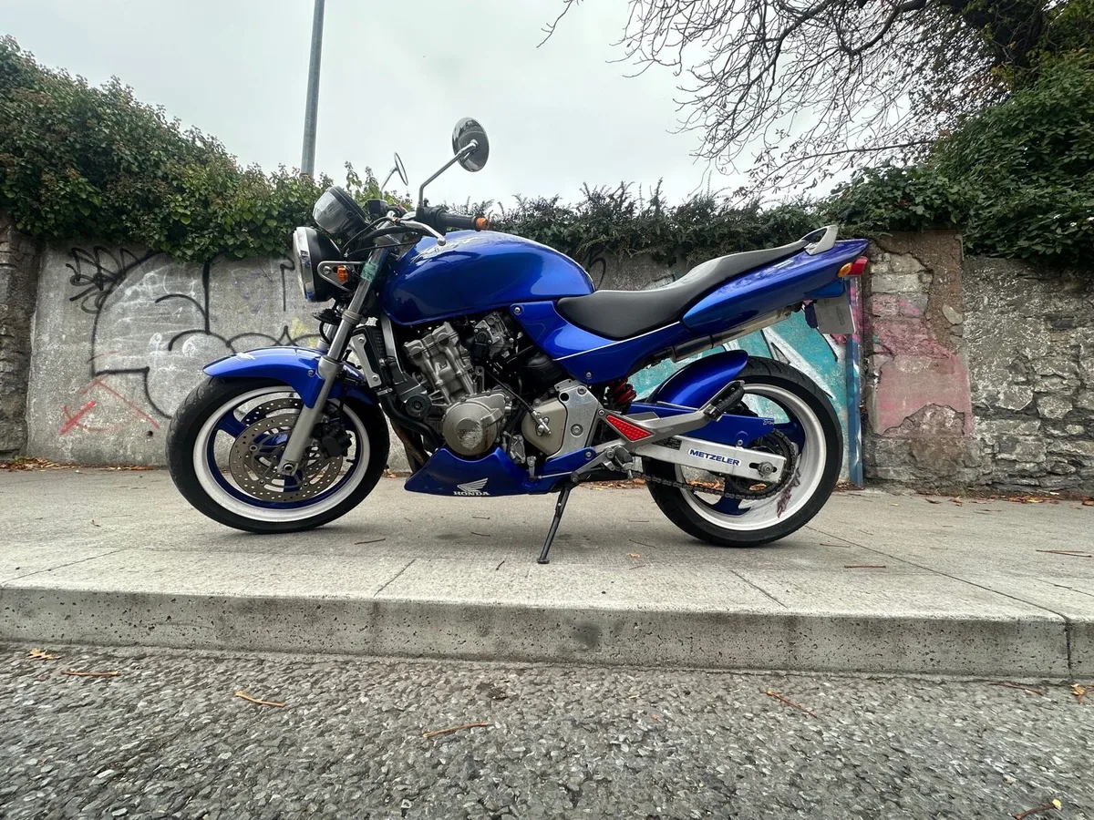 Honda Hornet 600 - Image 1