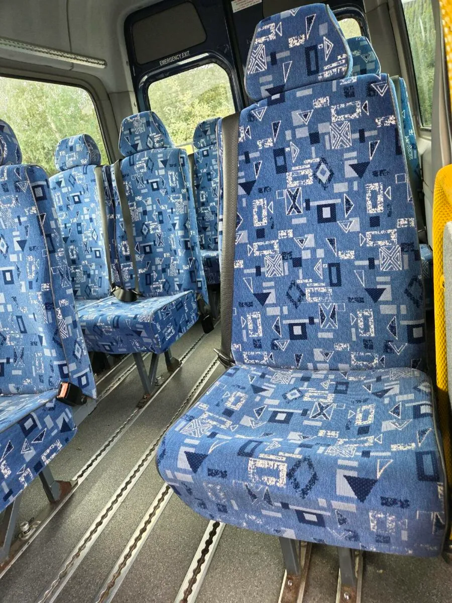 Minibus campervan seats - Image 1