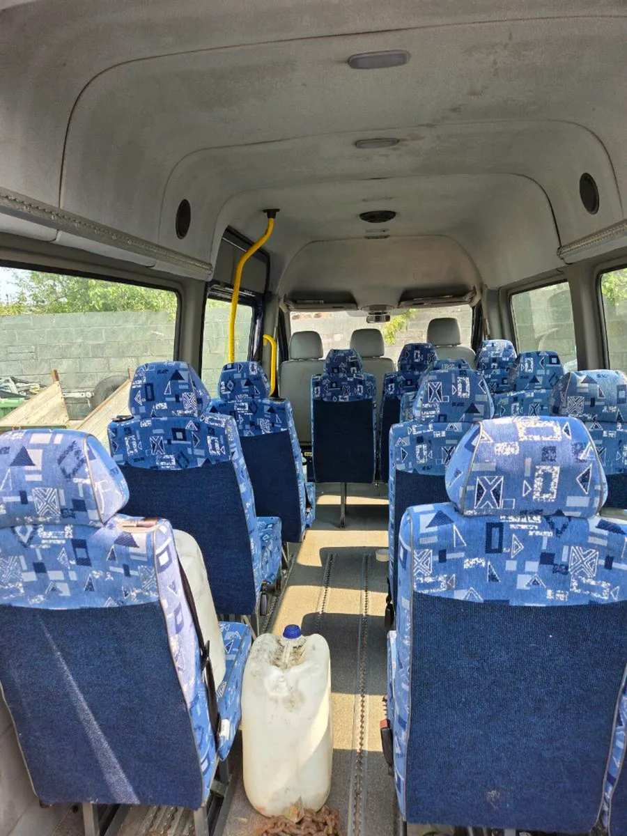 Minibus campervan seats - Image 3