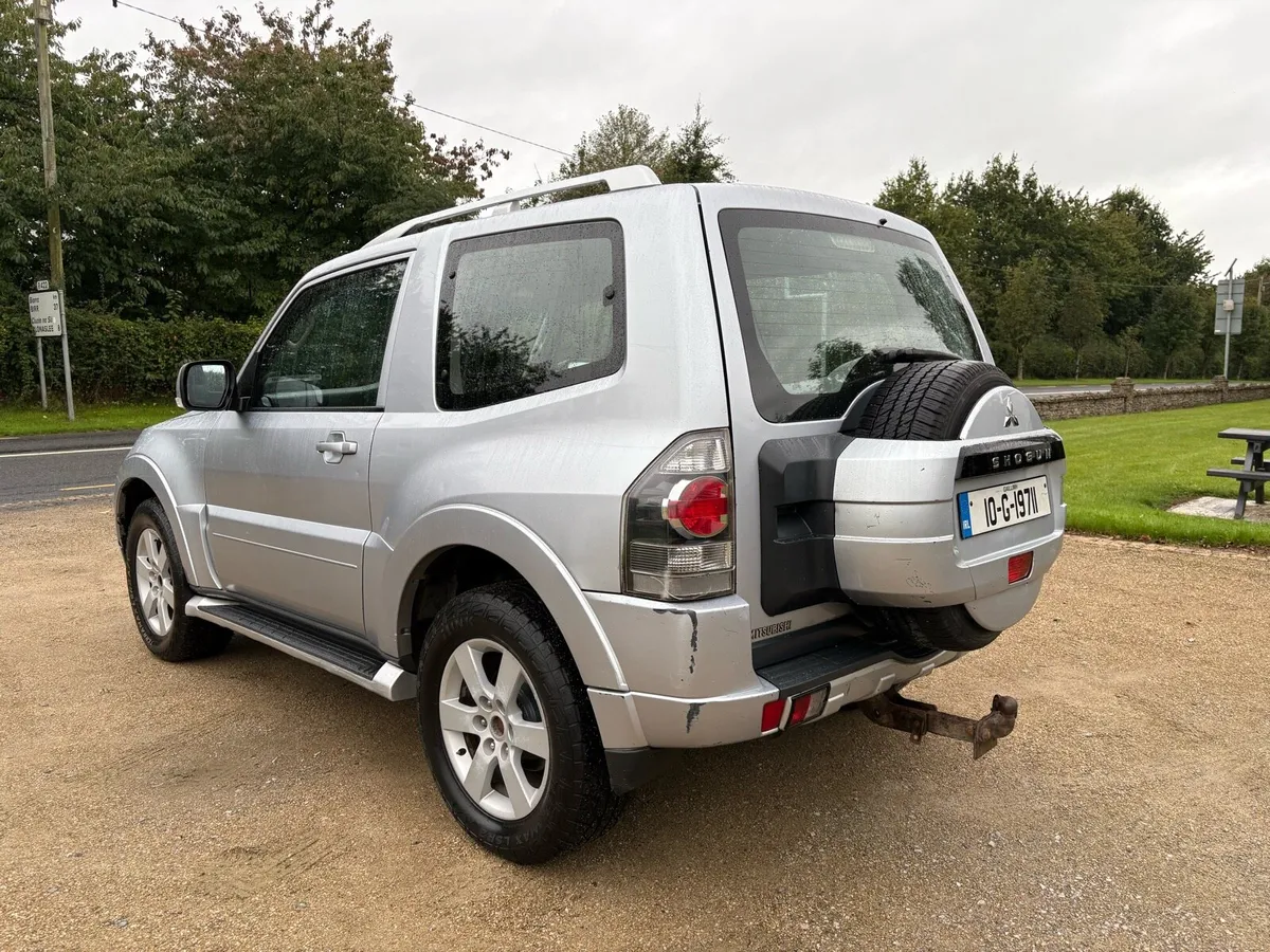 Mitsubishi Pajero Shogun - Image 2