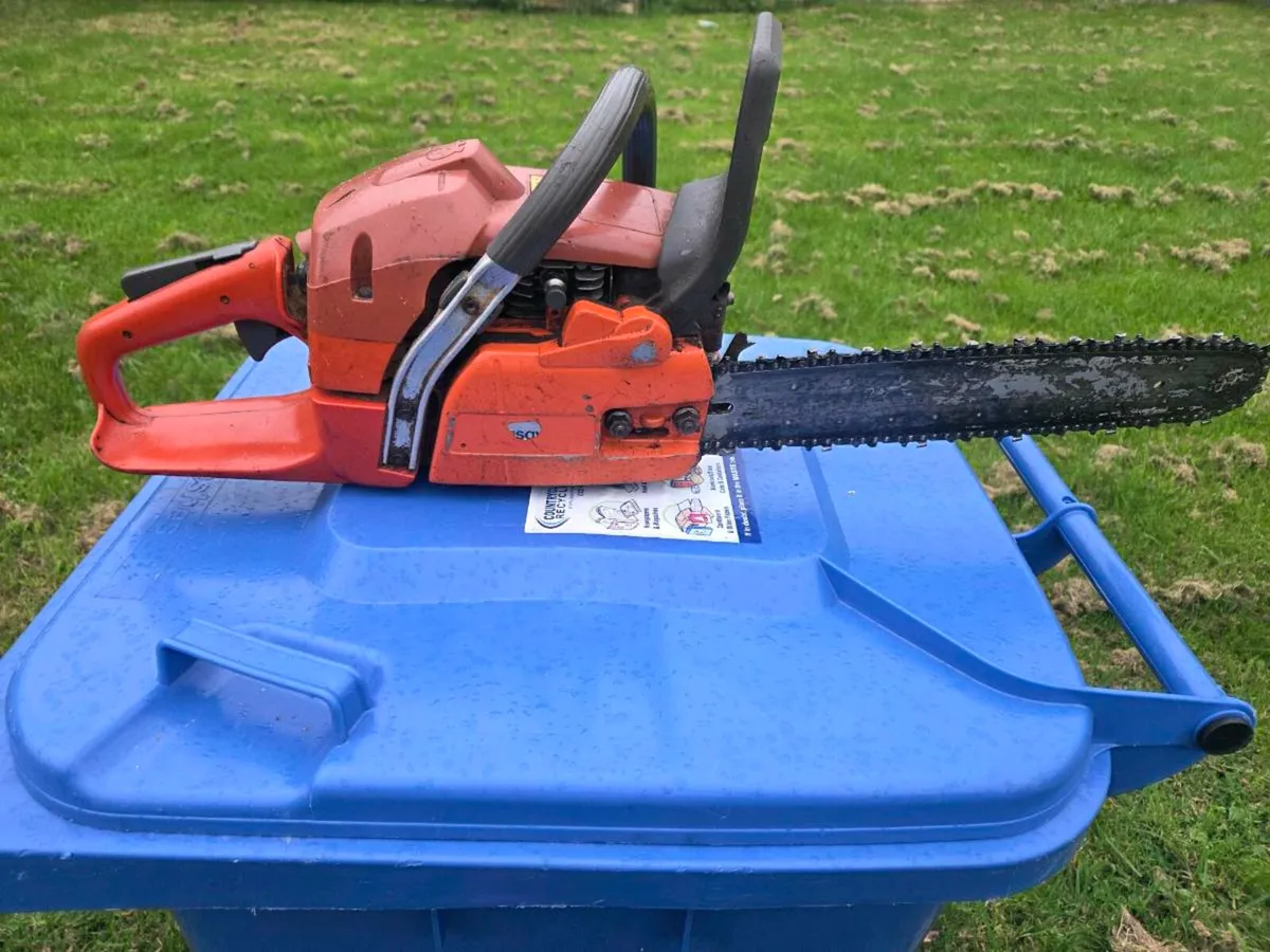 Husqvarna 350 chainsaw - Image 3