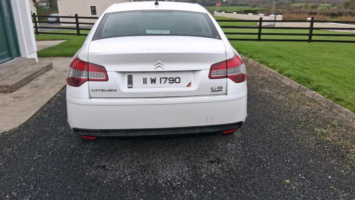 A car - Image 2