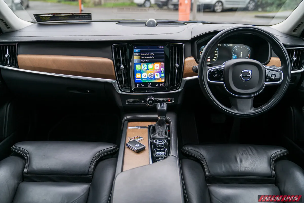 🔥 2016 Volvo S90 2.0 190 BHP Inscription 🔥 - Image 4