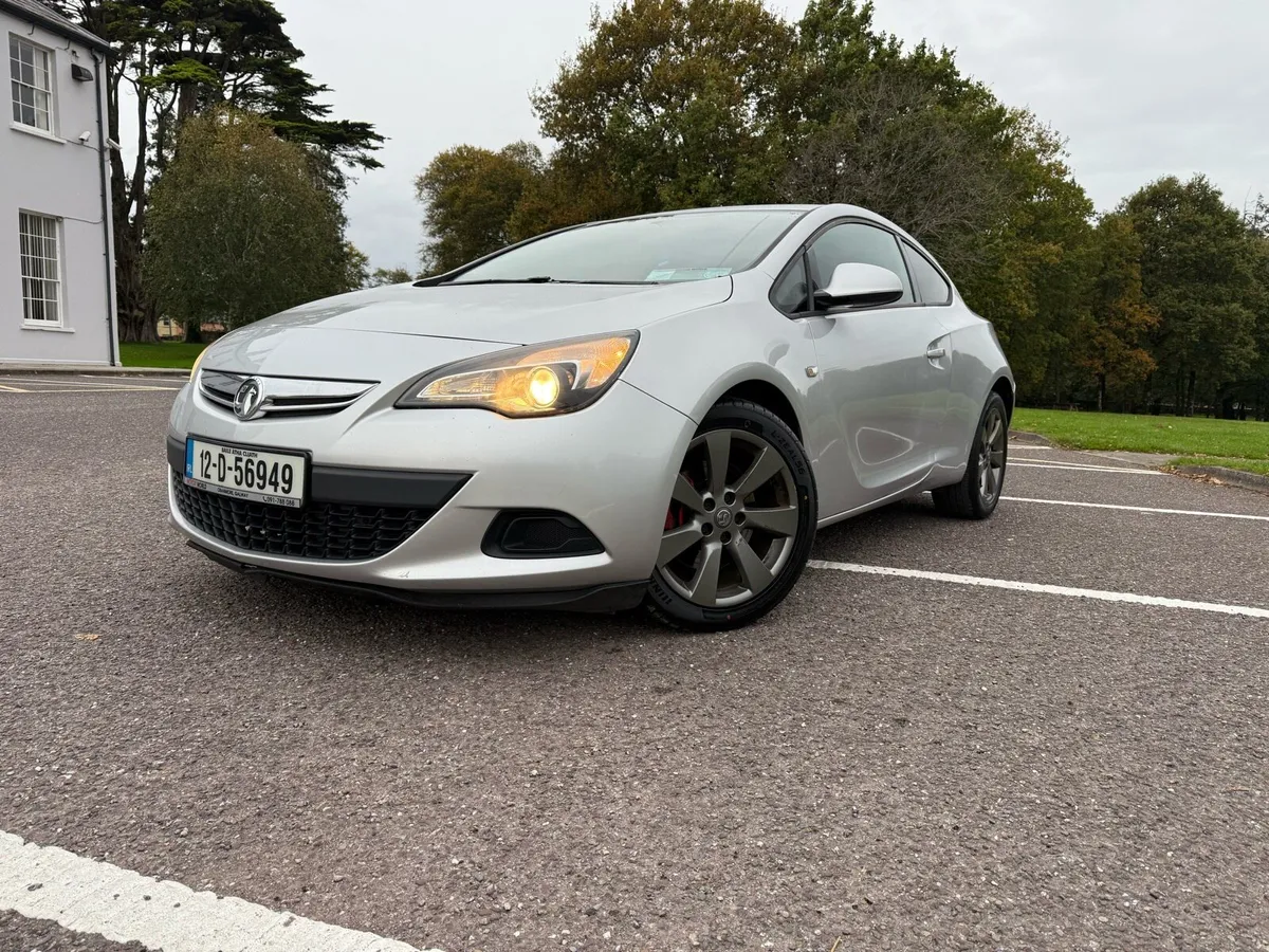 Astra GTC 12 with new nct 03/26 low mill 117000 - Image 1