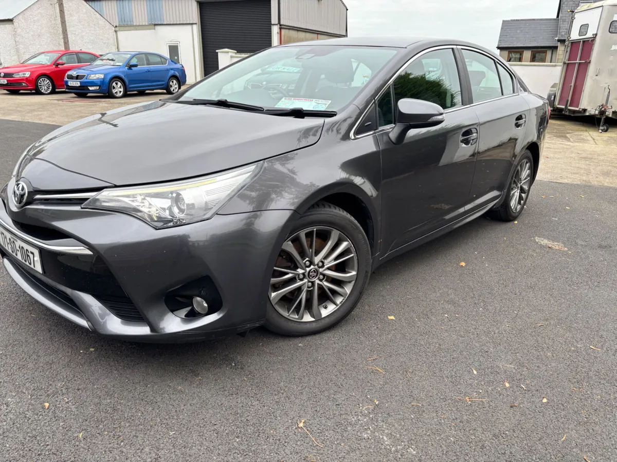 Toyota Avensis 2017 - Image 2