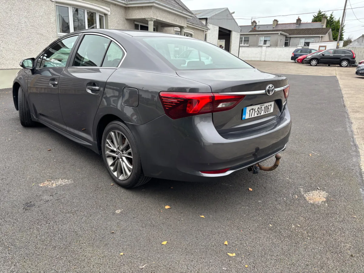 Toyota Avensis 2017 - Image 3
