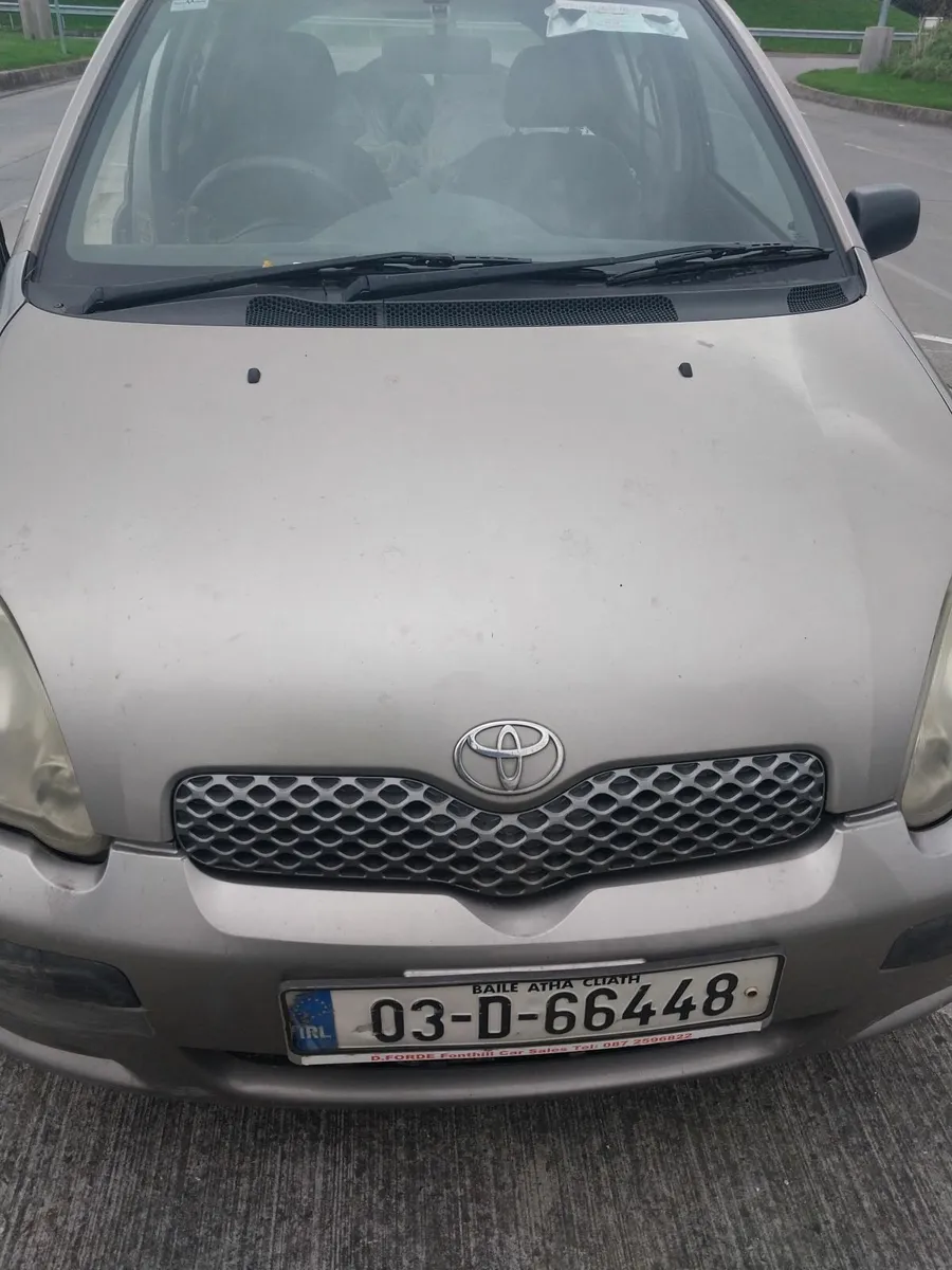 Toyota Yaris 2003 - Image 1