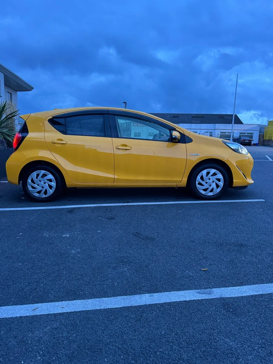 Toyota Aqua S (High Spec) Excellent Condition - Image 4
