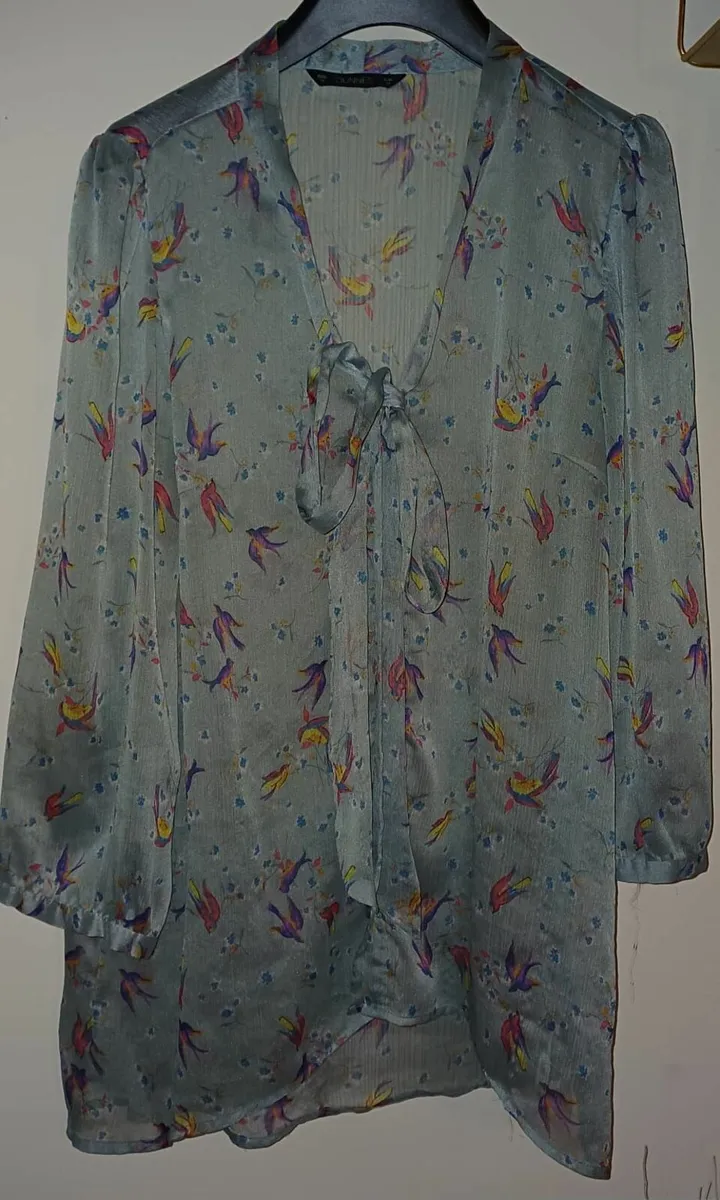 Colourful birds long sleeve blouse - Image 1