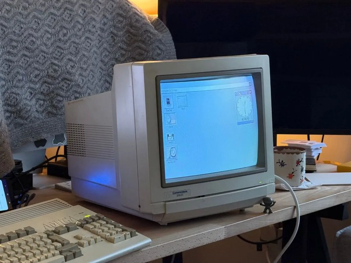 Commodore 1084S monitor (for Amiga, Commodore, etc.) - Image 1