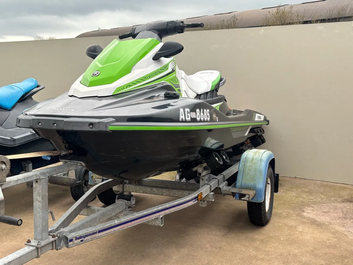 Jet skis Yamaha delux & seadoo spark - Image 1