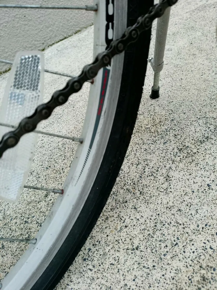 Road bike - Image 3