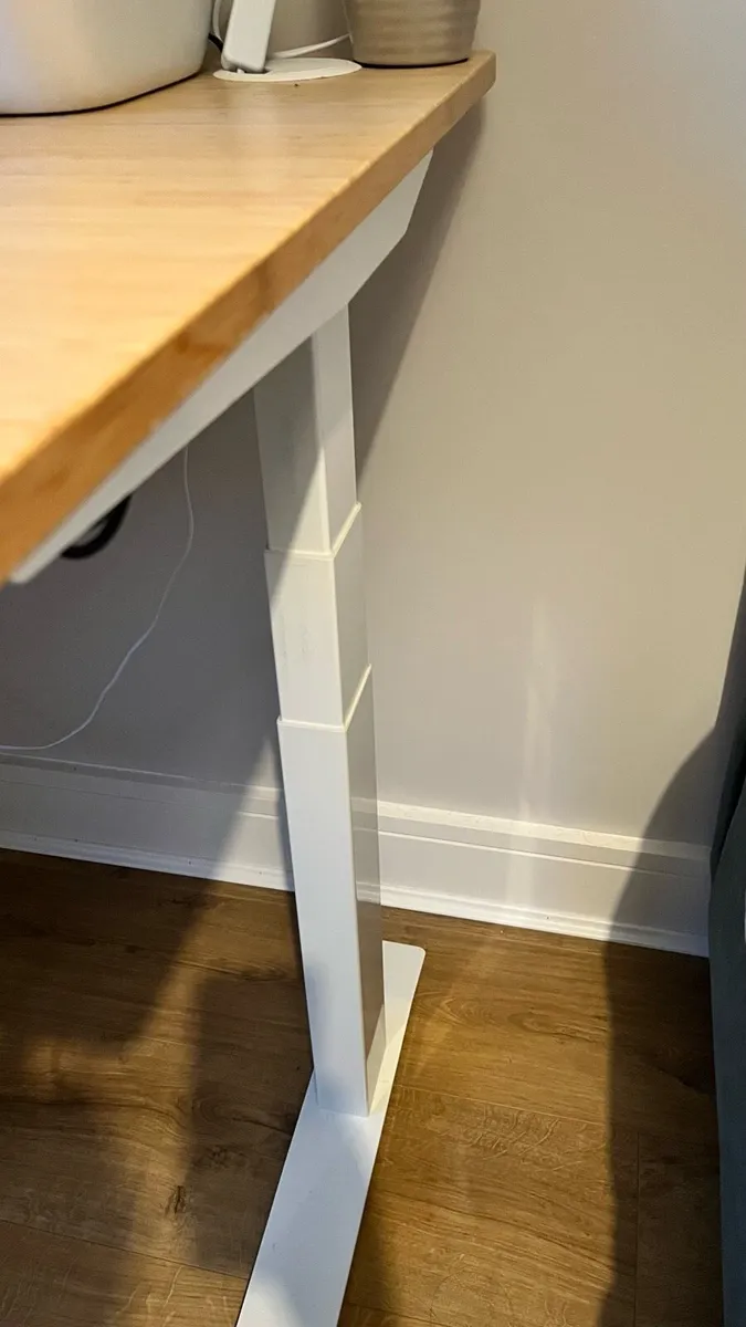 Electric Standing Desk - Jarvis Bamboo - Image 4