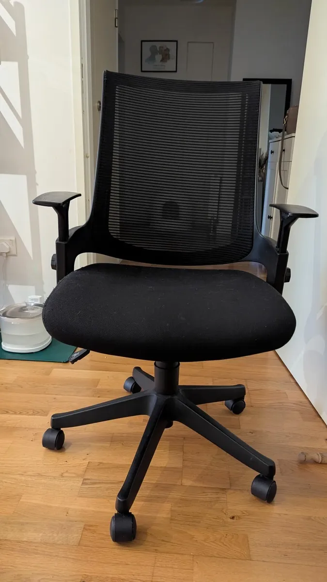 Office Chair (Black) - Image 3