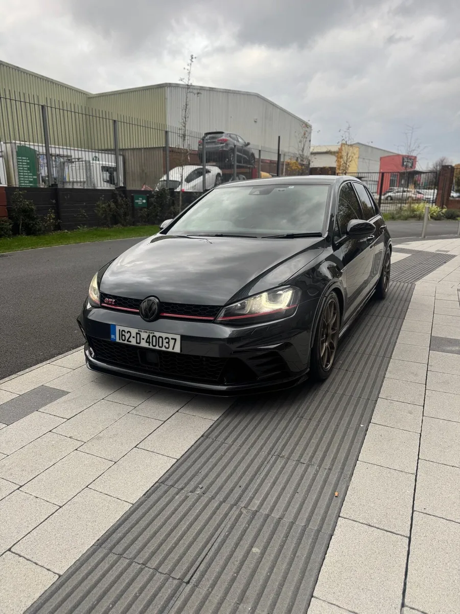 Vw Golf GTI clubsport (track edition) - Image 2