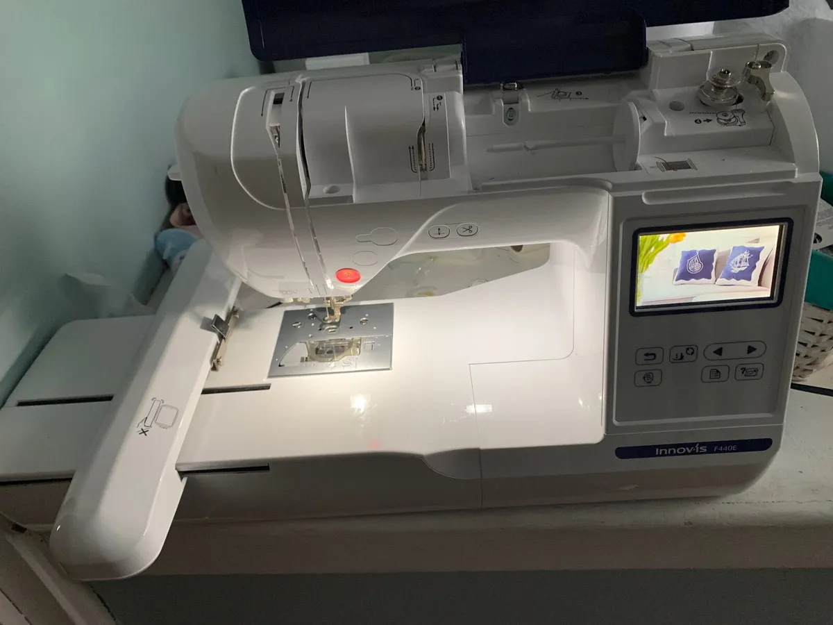 Brother embroidery Machine - Image 3
