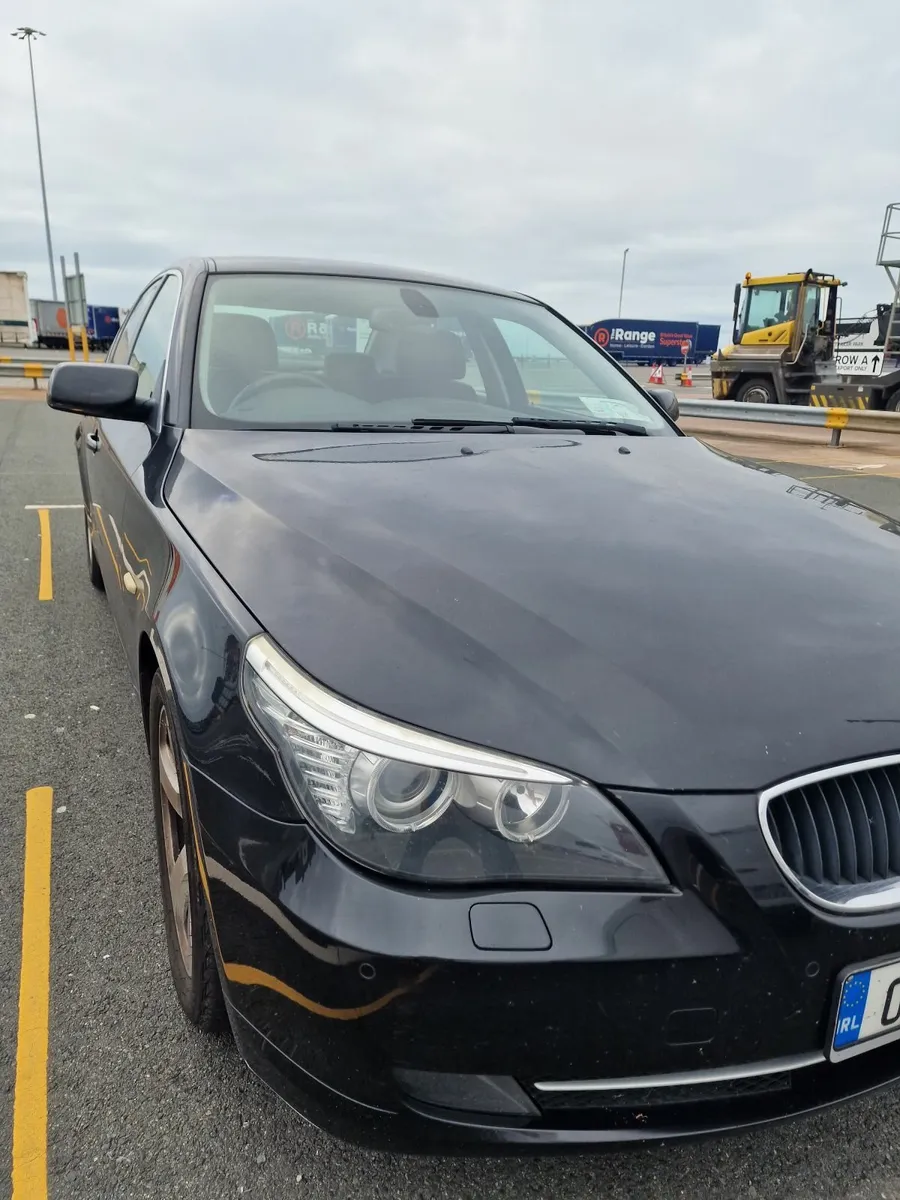 BMW 5-Series 2008 - Image 1