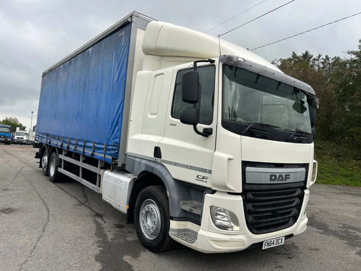 2014 Daf cf330 6x2 Curtainsider with Moffett kit - Image 3
