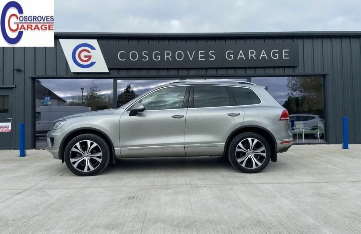 Volkswagen Touareg 2017 - Image 2