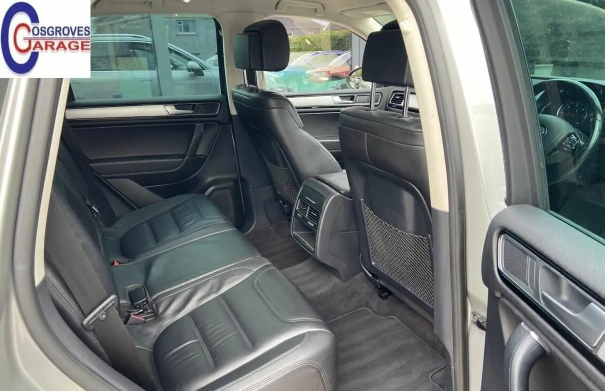 Volkswagen Touareg 2017 - Image 4