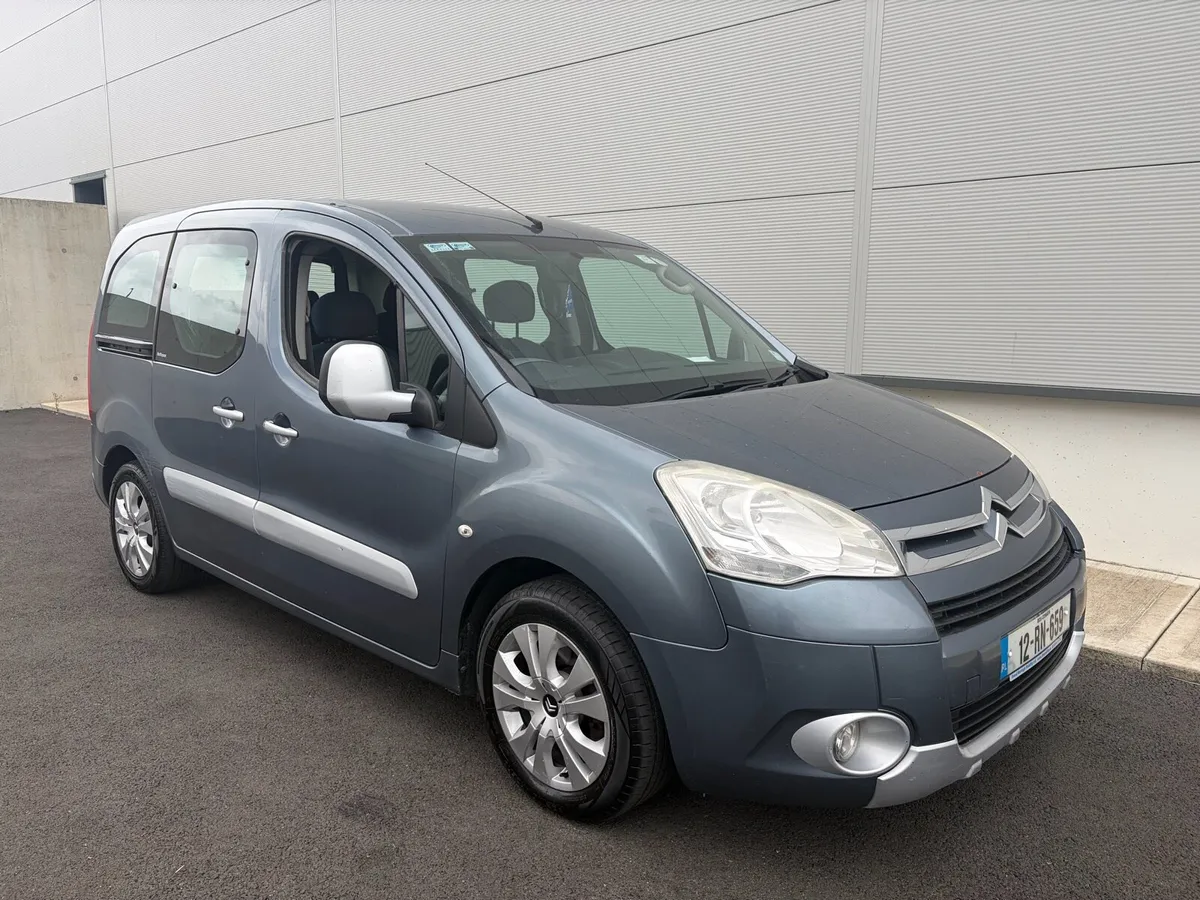 Citroen Berlingo W/C Access NEW NCT & TAX - Image 2