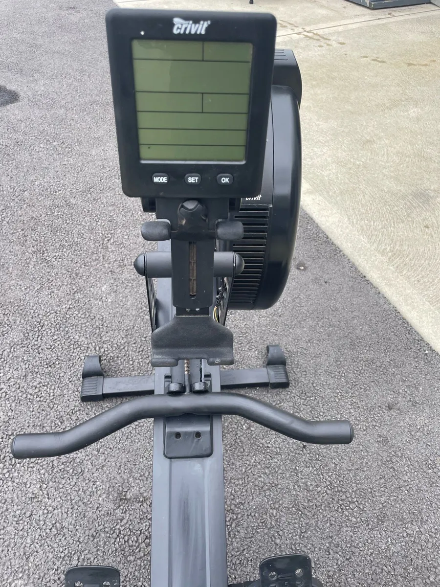 Crivit Rowing Machine - Image 4