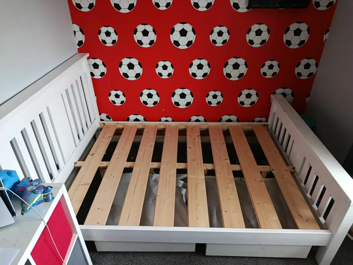 Double bed - Image 3