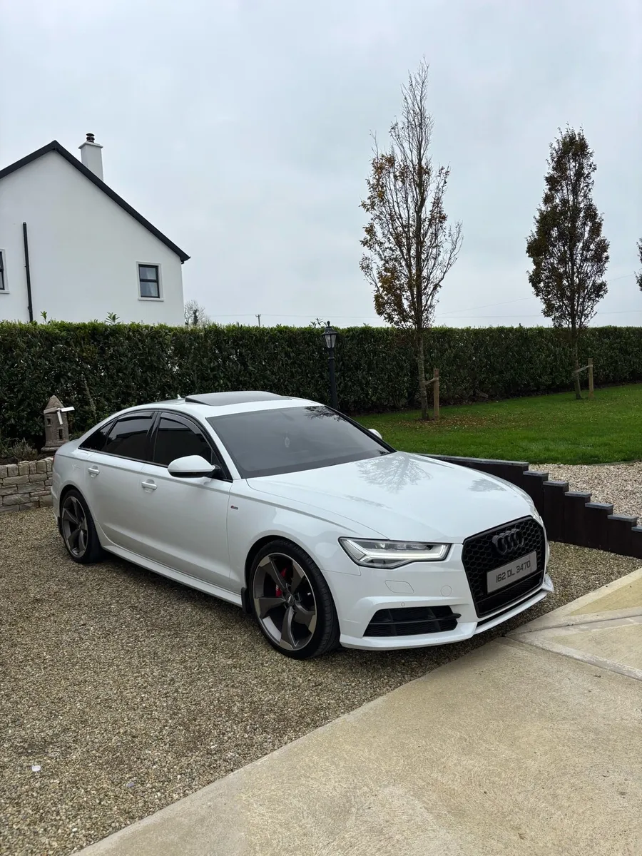 ⚪️Audi a6 sunroof model - Image 1