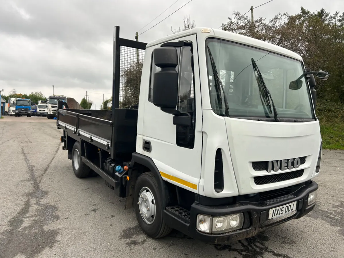 2015 iveco 7.5 ton insulated tipper - Image 3